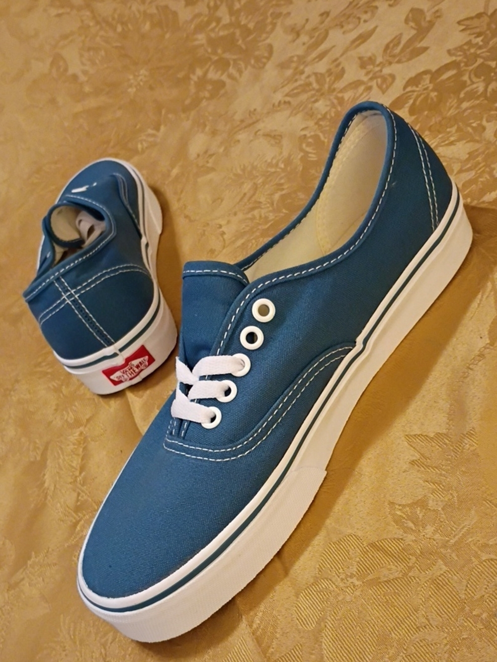 VANS Classic Low Top Blue Canvas Sneakers in   Women's 9.5 Men's 8.0